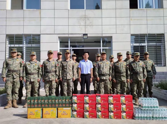 月满中秋共团圆，双拥共建进军营