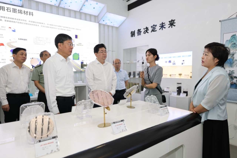 隋洪波一行在北京市调研双拥工作